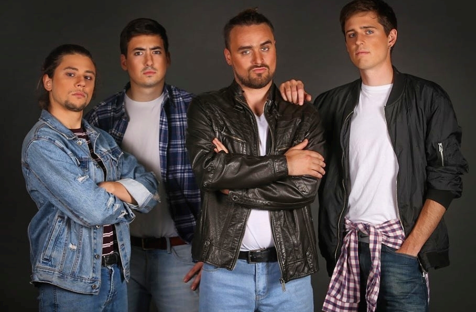 Éxitos de Broadway 2019 — Riff